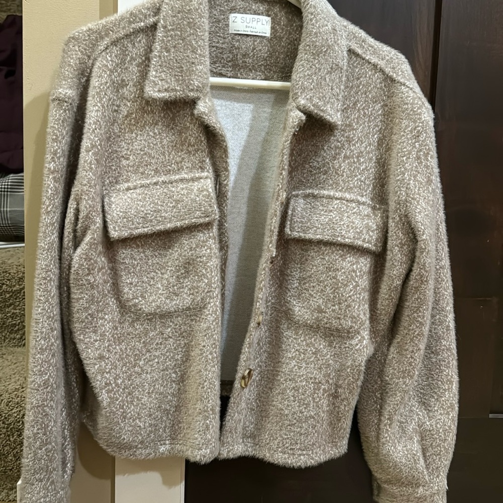Z Supply cropped jacket/blazer.  Size small